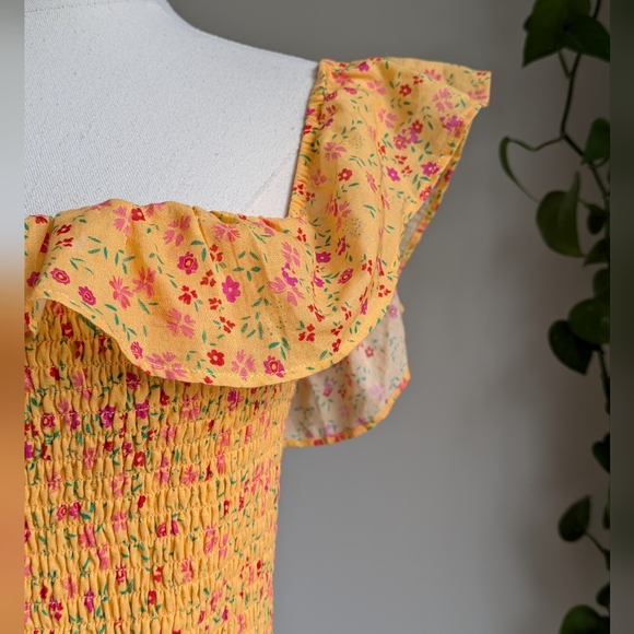 Lovers & Friends Cendall Dress Golden Rod Ditsy - Picture 8 of 10